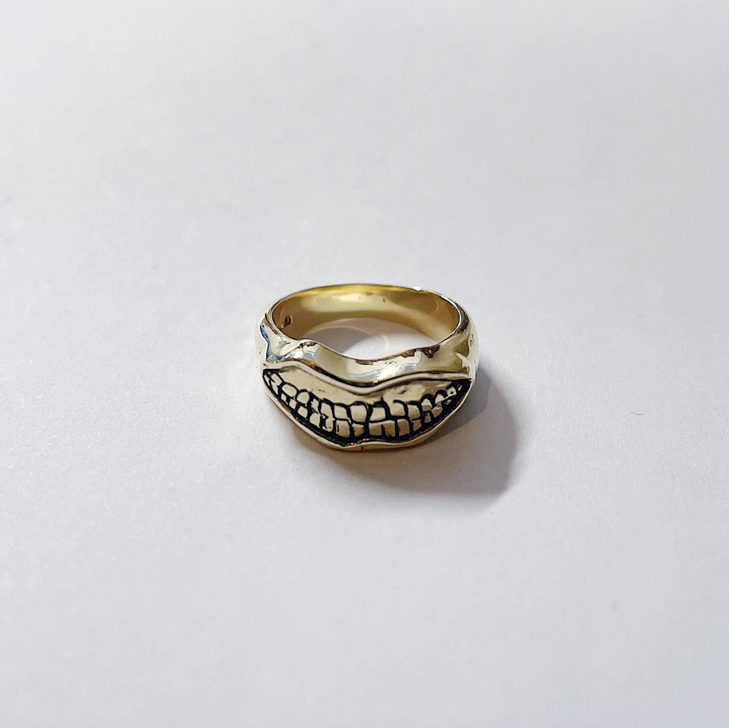 9ct Eco Gold Golden Geezer Ring - Image 3