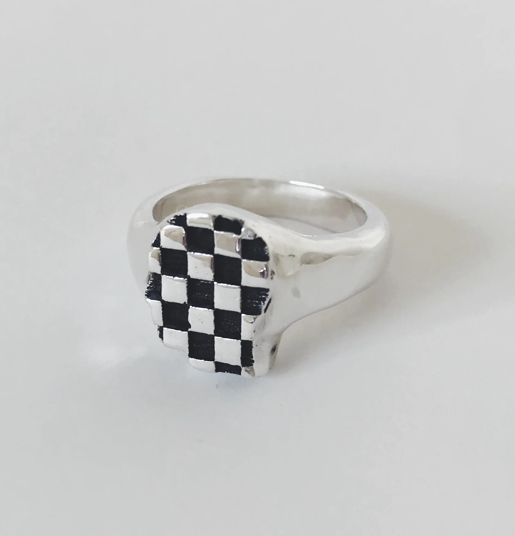 Chequered Head Ring - Image 3