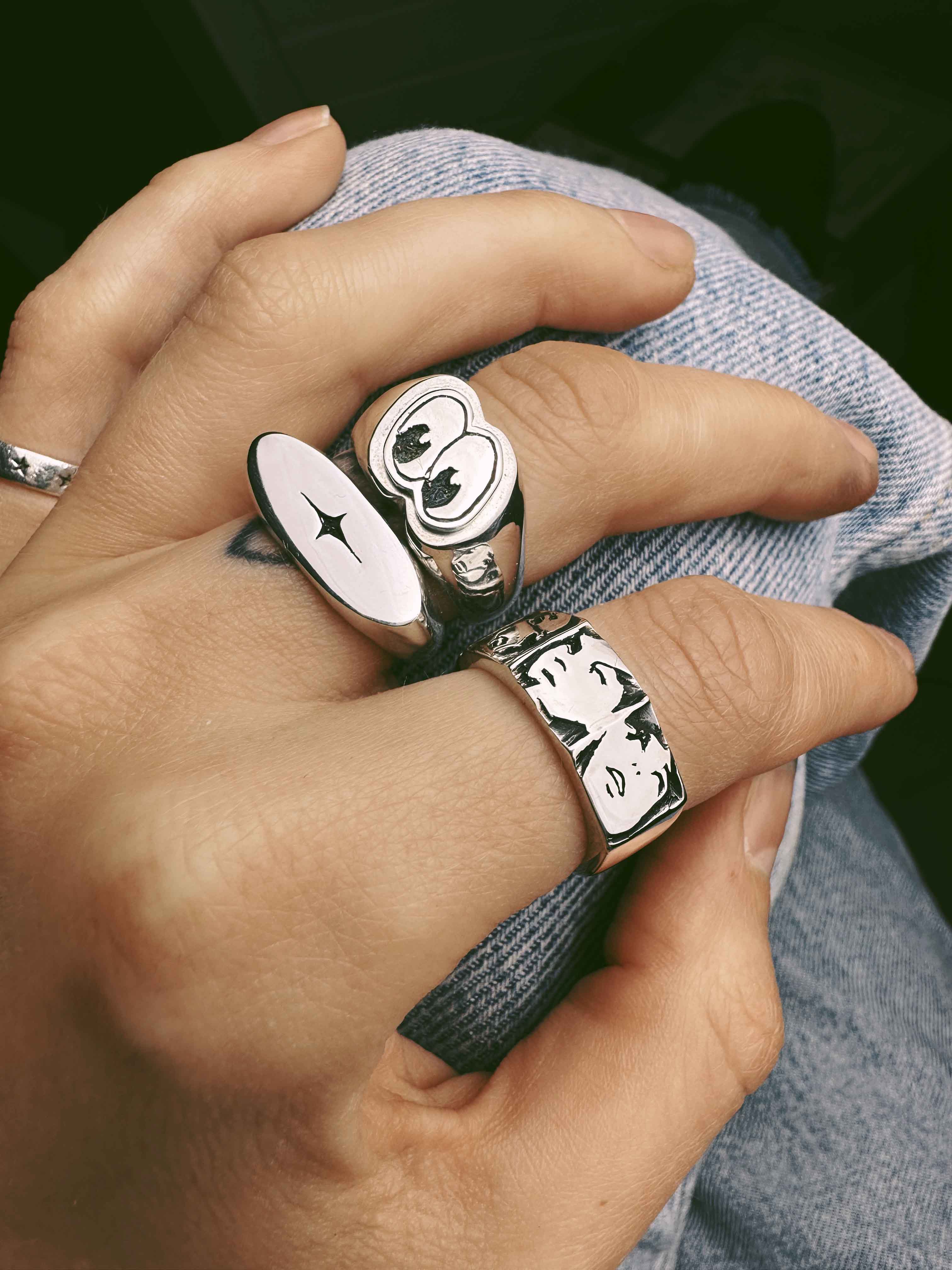 Four Face Ring - Image 3