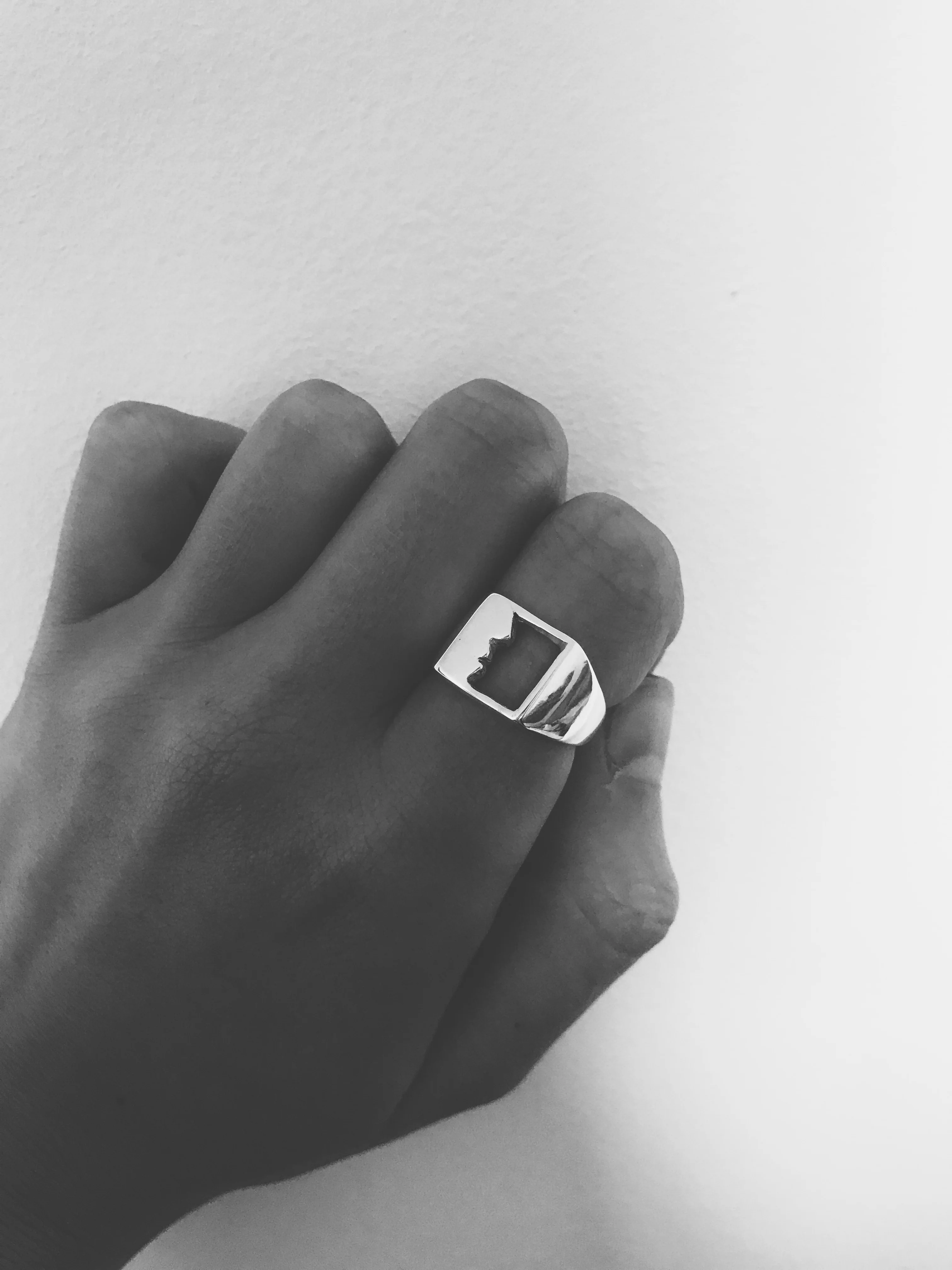 Lonely Box Boy Ring - Image 4