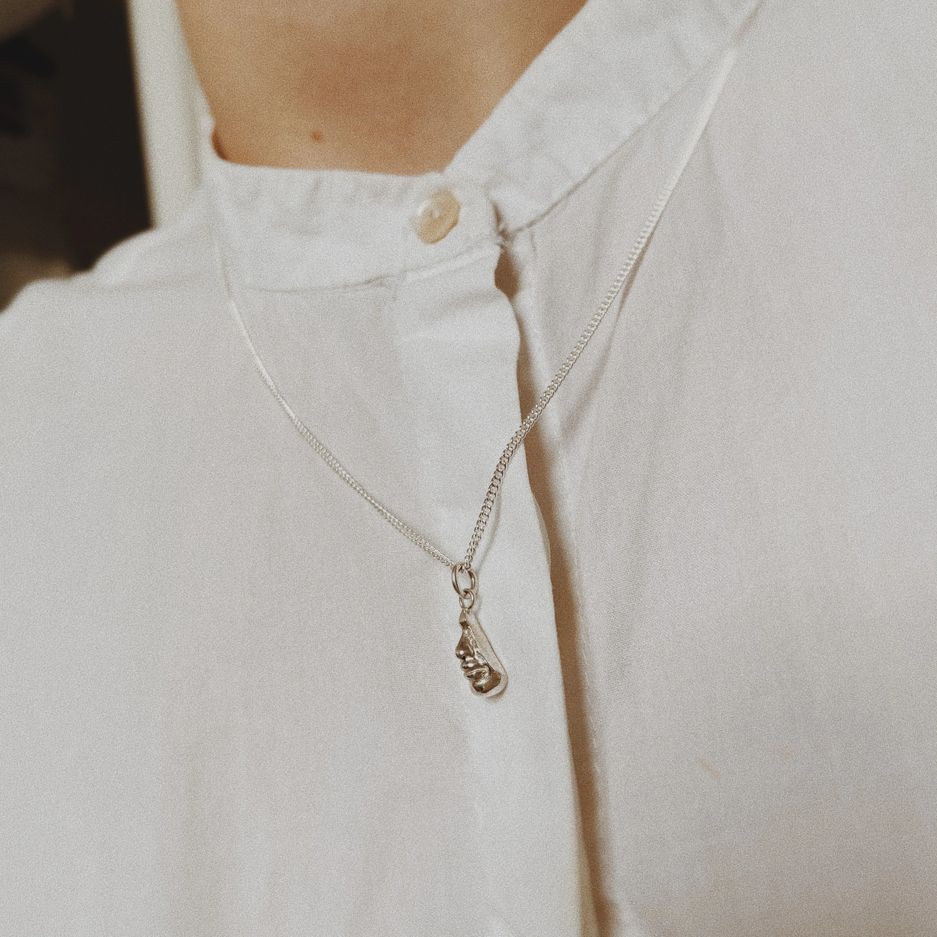 Nose & Lippy Necklace - Image 3