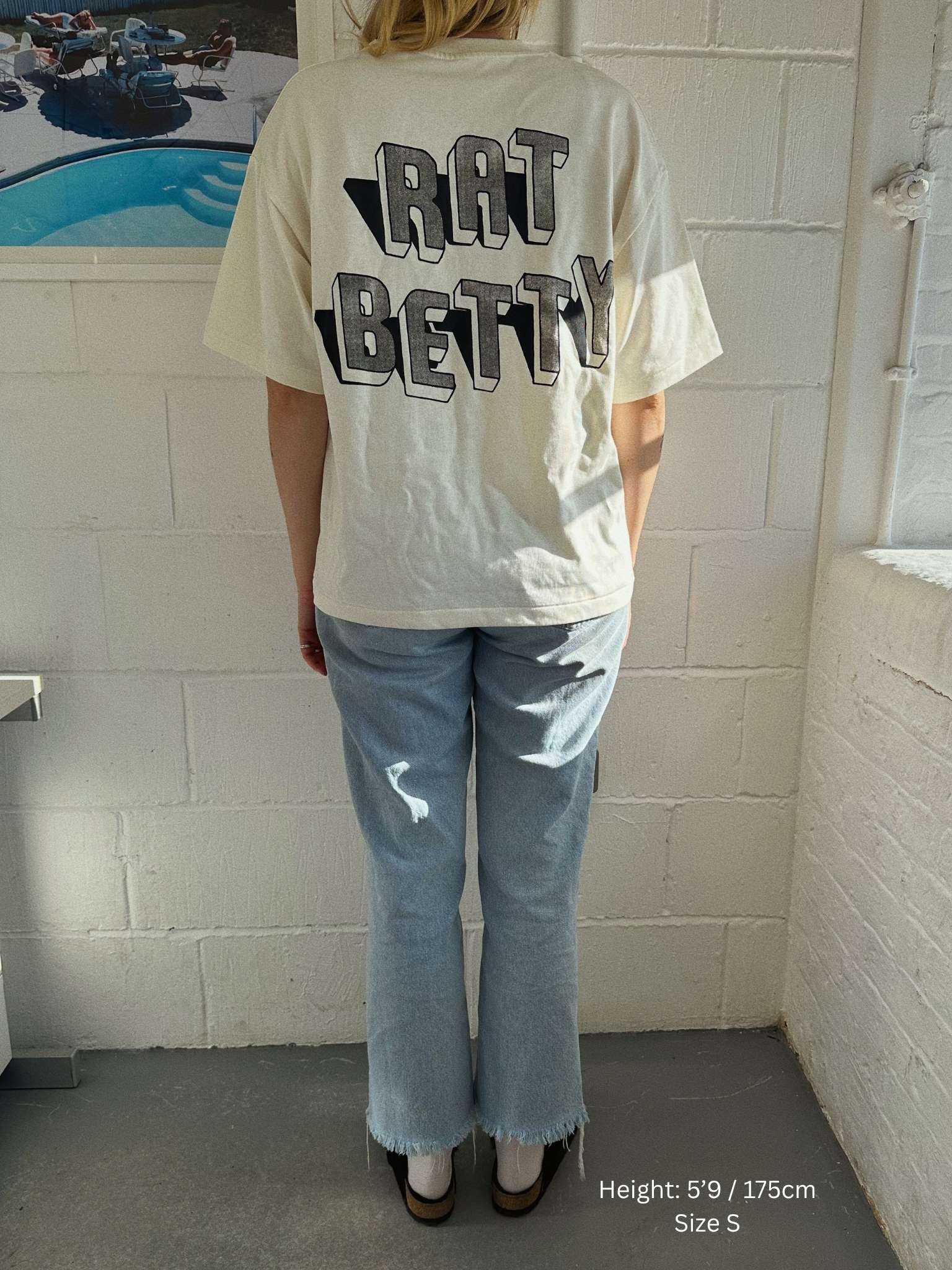 Rat Betty Organic Cotton Tee in Cream - Image 7
