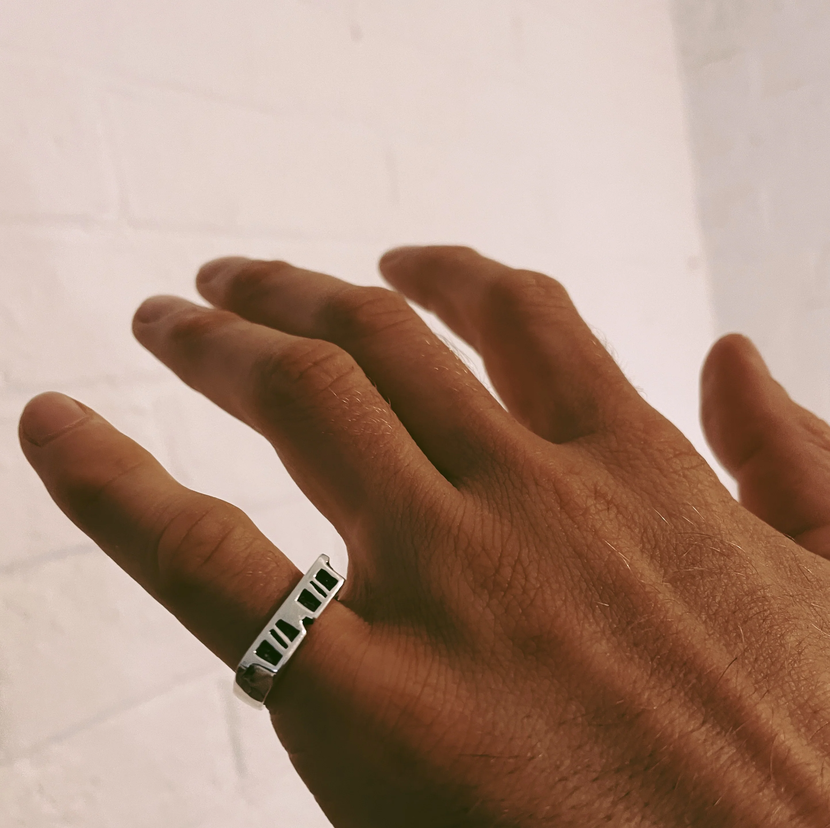 Shades Ring - Image 4