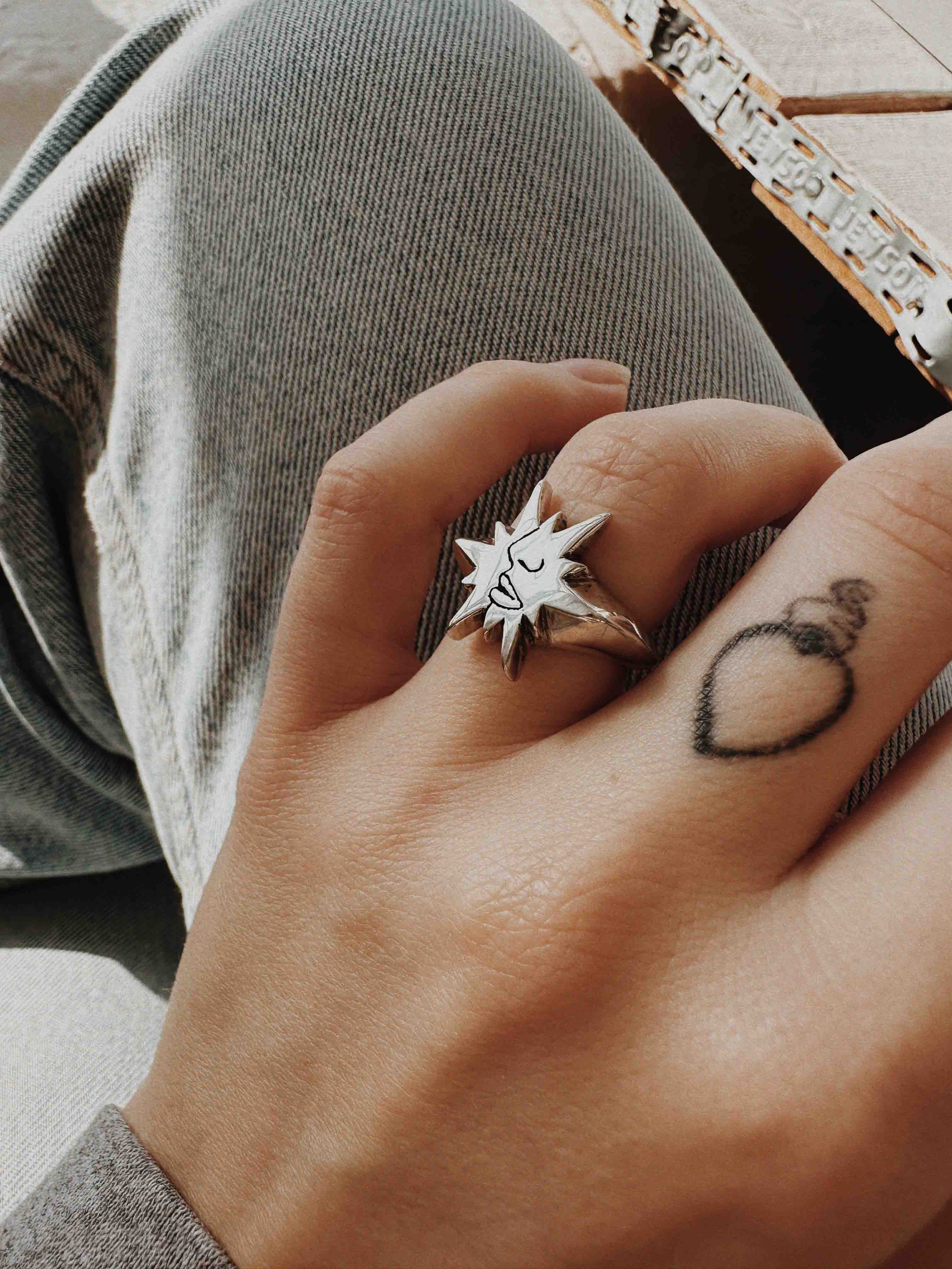 Star Face Ring - Image 5