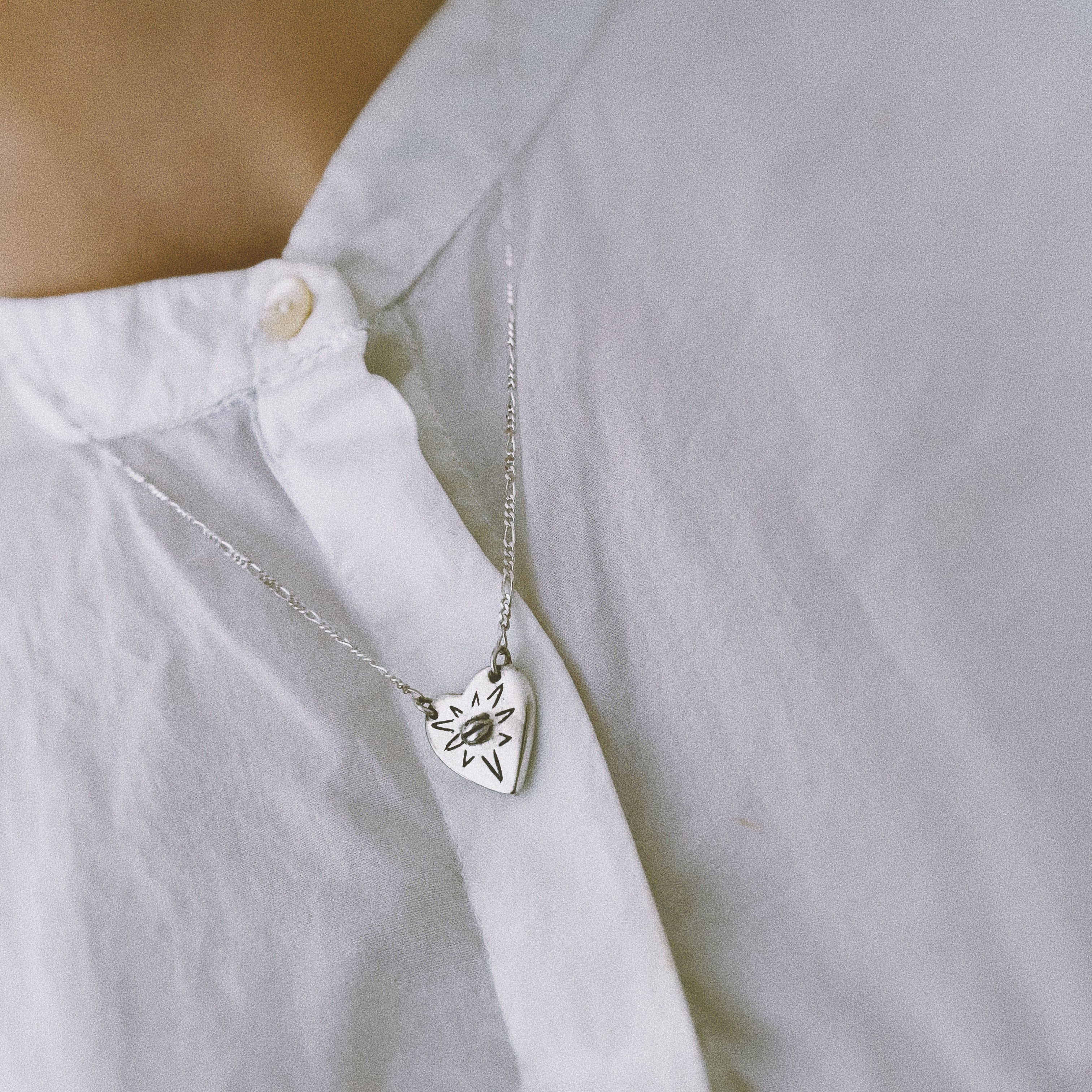 The Smoochy Heart Necklace - Image 3